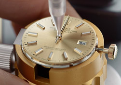 厦门劳力士售后官方维修中心-更换配件