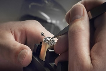 厦门劳力士万年历表官售后维修电话